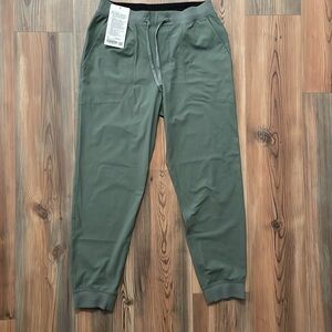 Men’s Lululemon ABC Jogger Pants Warpstreme Medium NWOT